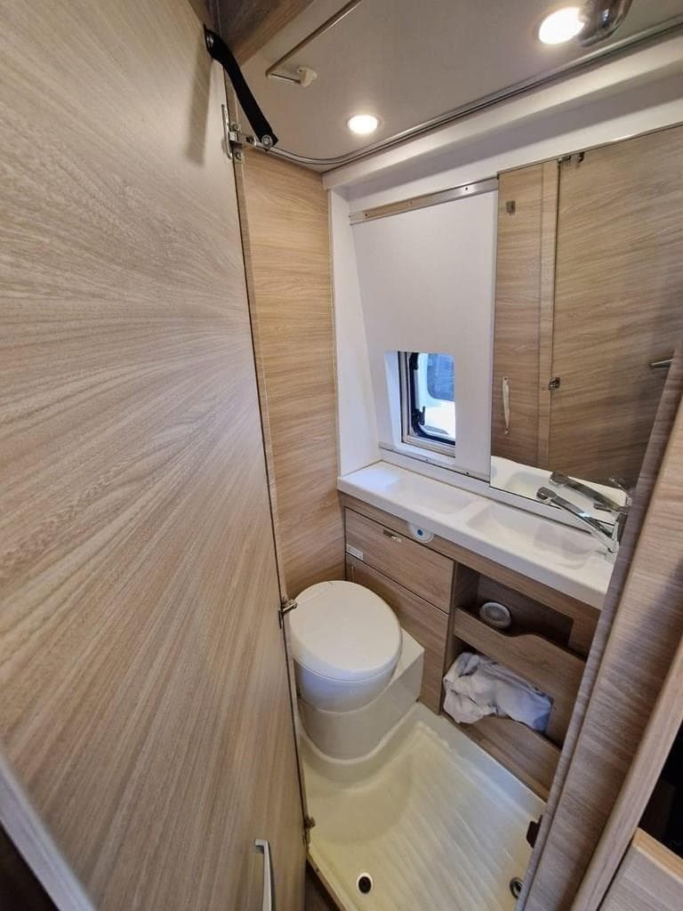 Foto 7 OCASIÓN - KNAUS CON TECHO ELEVABLE