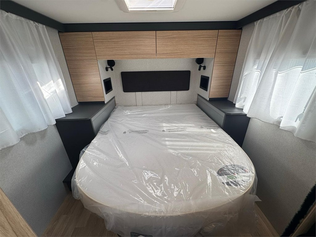 Foto 6 PILOTE EVIDENCE P740 FC CAMA ISLA