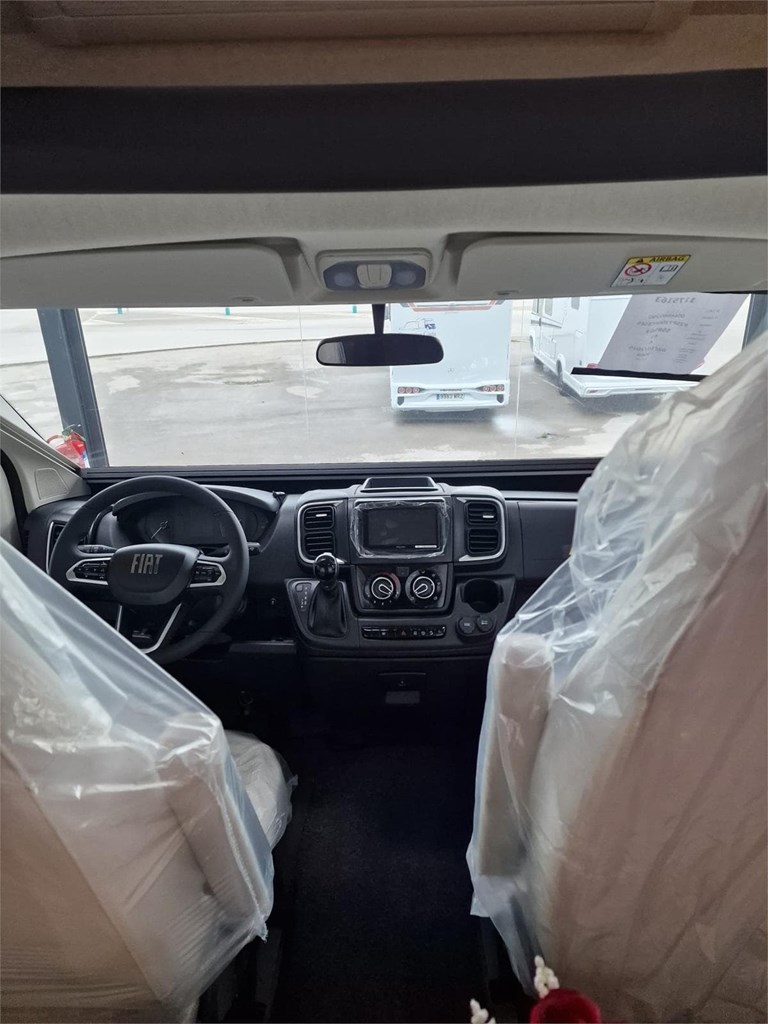 Foto 2 PILOTE P720FC EVIDENCE EN ASTURIAS 