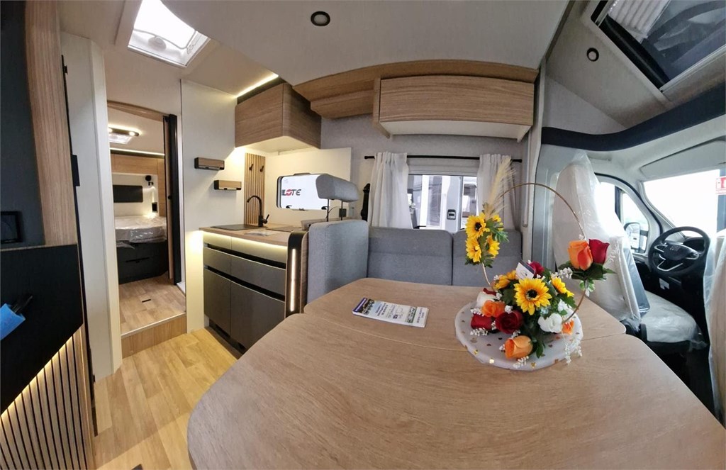 Foto 4 PILOTE P720FC EVIDENCE EN ASTURIAS 