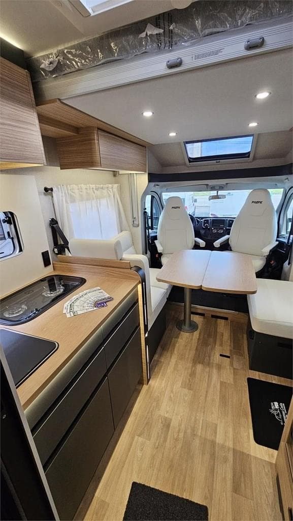 Foto 4 PILOTE P740 FC EVIDENCE CAMA ISLA EN ASTURIAS