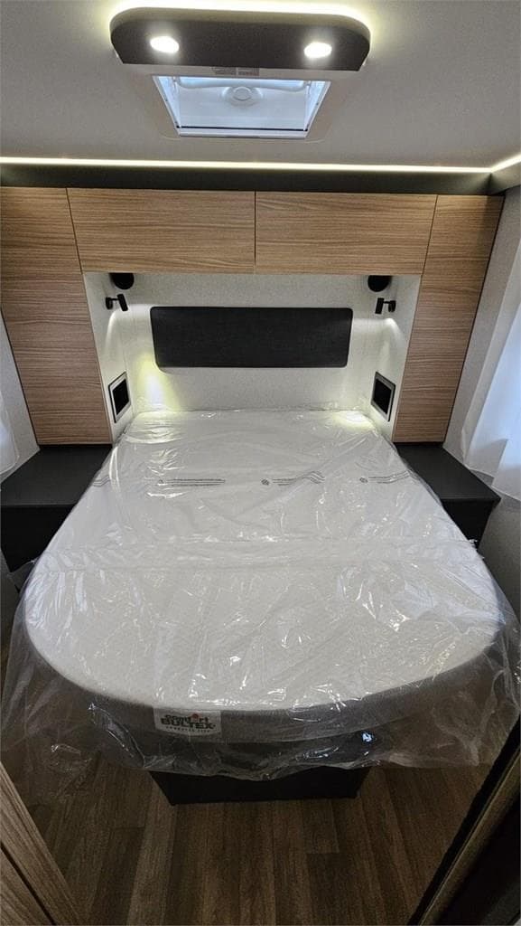 Foto 8 PILOTE P740 FC EVIDENCE CAMA ISLA EN ASTURIAS