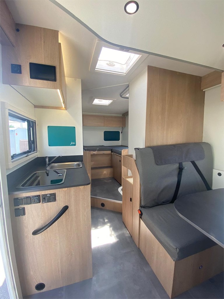 Foto 6 RE ESTRENO AUTOCARAVANA JOA 75T BY PILOTE - EN ASTURIAS -