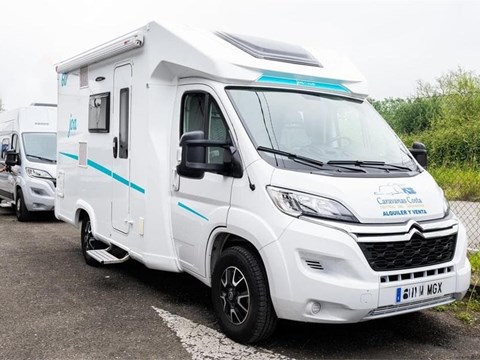 SEMINUEVA AUTOCARAVANA JOA CAMP 60F  OCASION 2023 