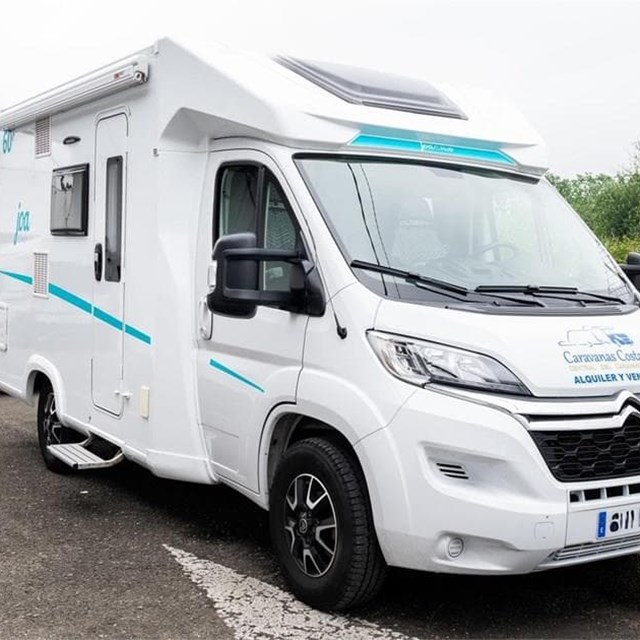 SEMINUEVA AUTOCARAVANA JOA CAMP 60F  OCASION 2023 