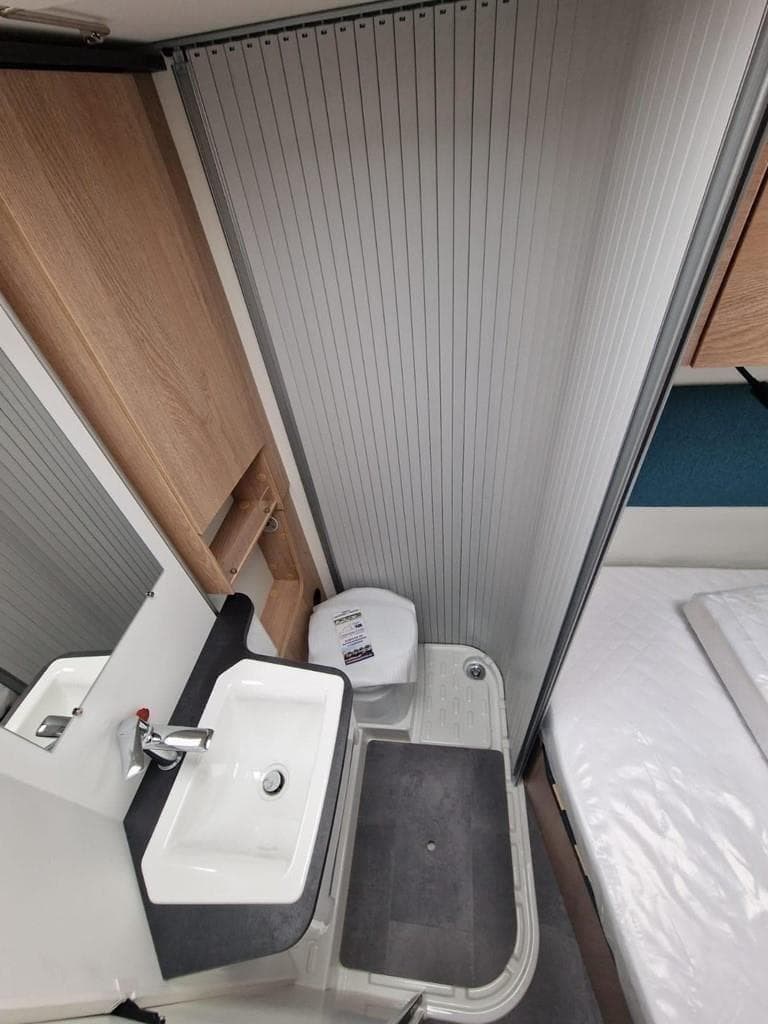 Foto 7 SEMINUEVA AUTOCARAVANA JOA CAMP 60F  OCASION 2023 