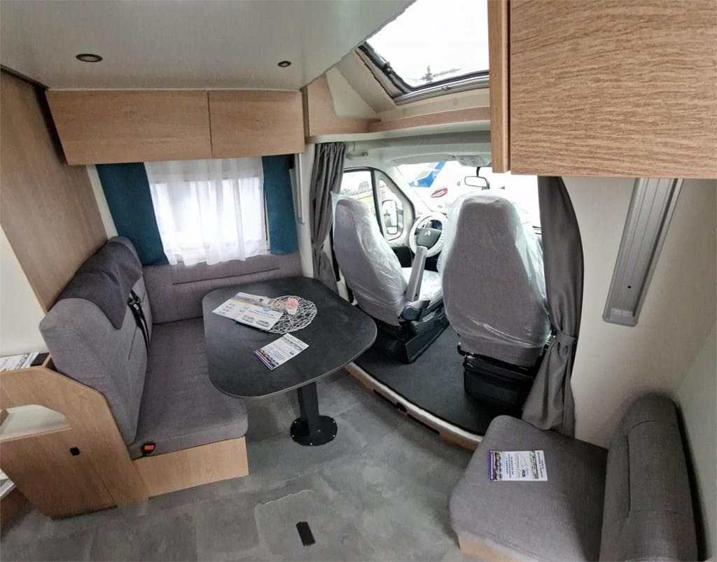 Foto 3 SEMINUEVA JOA CAMP 70Q AÑO 2025 