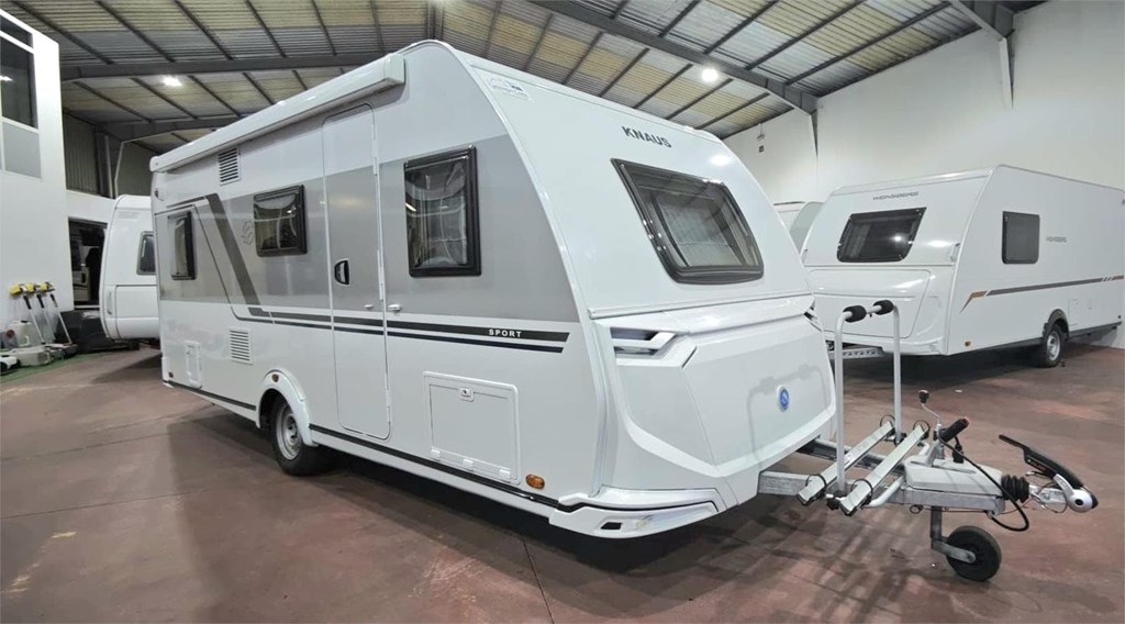 Foto 1 SEMINUEVA KNAUS SPORT 500 KD CON DUCHA INDEPENDIENTE