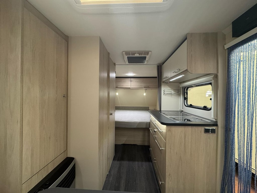 Foto 3 STERCKEMAN STARLETT CONFORT 480CP CAMA ISLA [PROXIMAMENTE] 