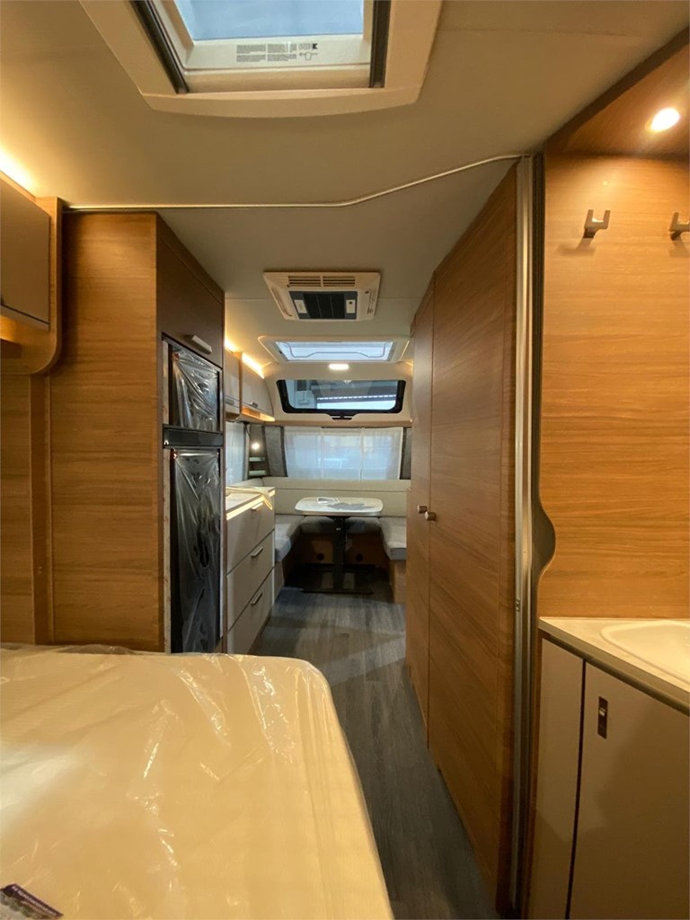 Foto 10 ULTIMA UNIDAD!! KNAUS SPORT 500 UF CON VENTANA PANORAMICA EN ASTURIAS