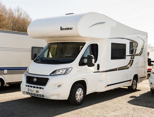¿Vacaciones en otoño? ¡Viaje en autocaravana al mejor precio!