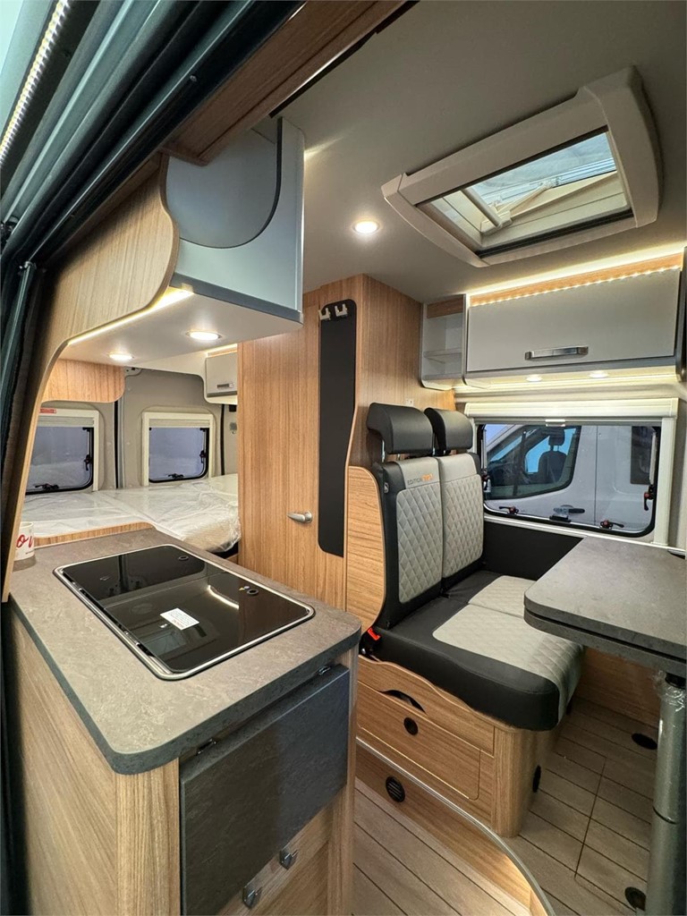 Foto 4 WEINSBERG CARABUS 540 MQ EDICION FIRE EN NUESTRA SEDE DE LUGO