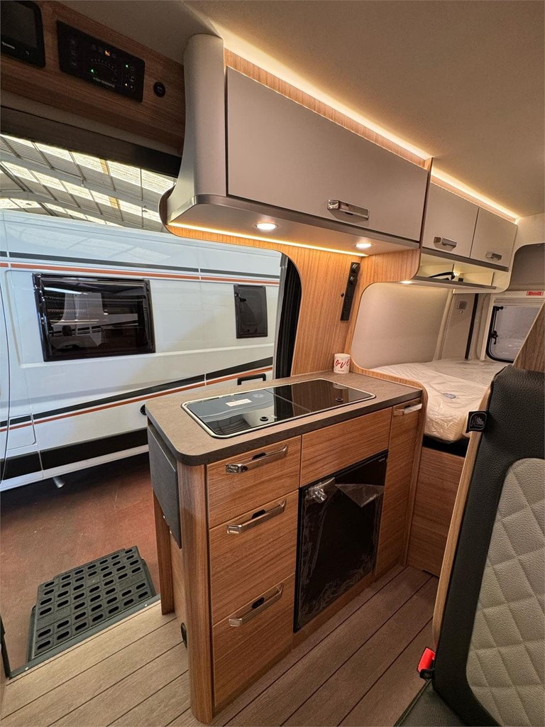 Foto 6 WEINSBERG CARABUS 540 MQ EDICION FIRE EN NUESTRA SEDE DE LUGO