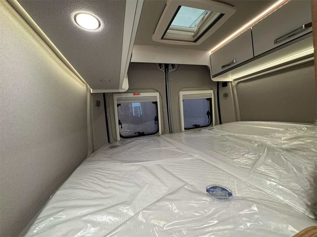 Foto 9 WEINSBERG CARABUS 540 MQ EDICION FIRE EN NUESTRA SEDE DE LUGO