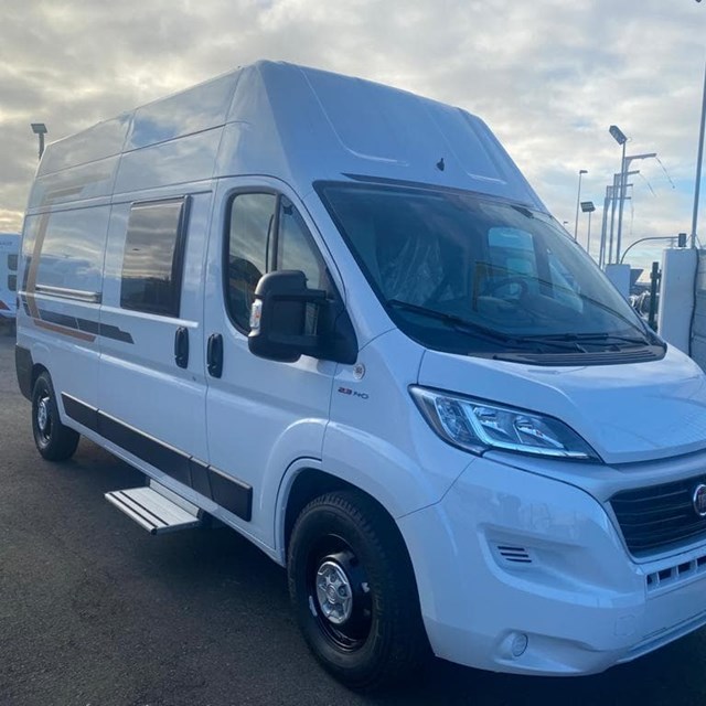 WEINSBERG CARABUS 600 DQ - 2021 -  CALIDAD ALEMANA [VENDIDA]