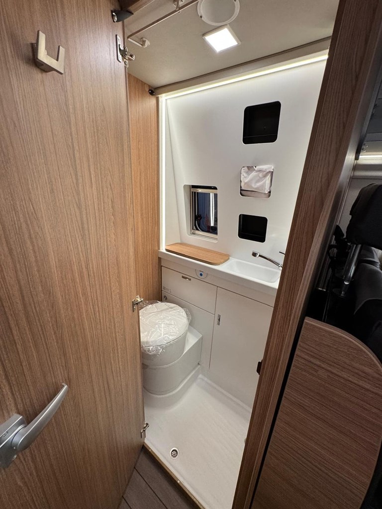 Foto 7  WEINSBERG CARABUS 600 MQ EDITION FIRE 