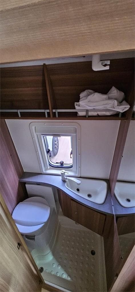 Foto 8  WEINSBERG CARABUS 600K EN ASTURIAS 