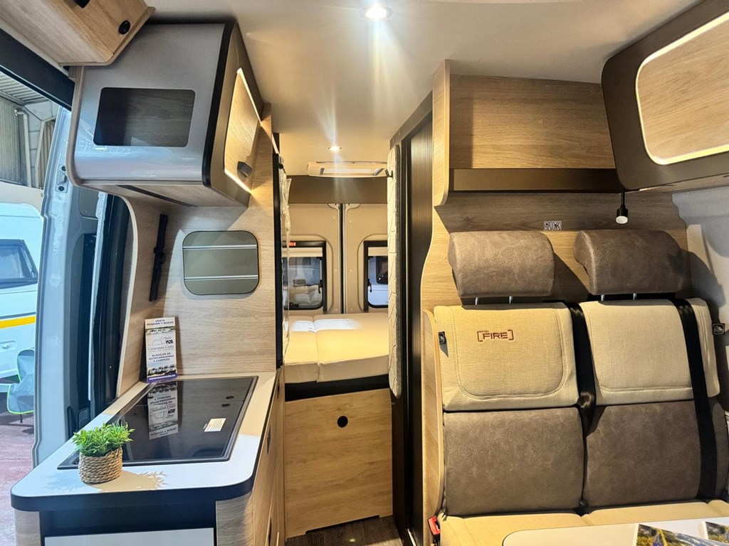 Foto 4 WEINSBERG CARABUS 600MQ EDITION FIRE 2027