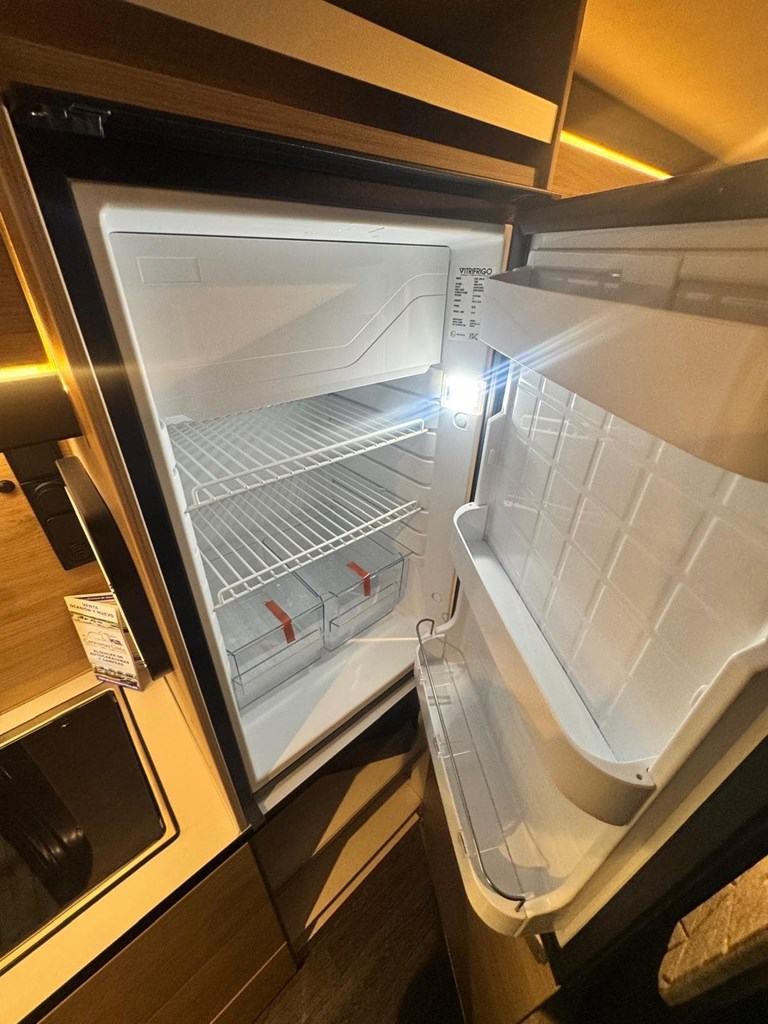 Foto 7 WEINSBERG CARABUS 600MQ EDITION FIRE 2027