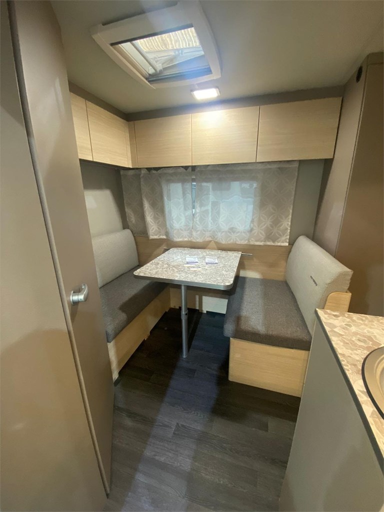 Foto 2 WEINSBERG CARACITO 390 QD by KNAUS - FINANCIACIÓN [VENDIDA]