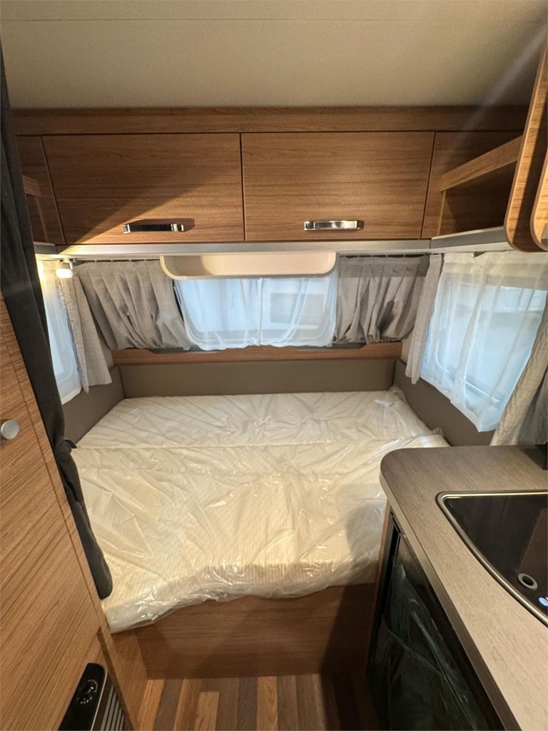 Foto 6 WEINSBERG CARAONE 390 EDITION HOT 2025 [VENDIDA]