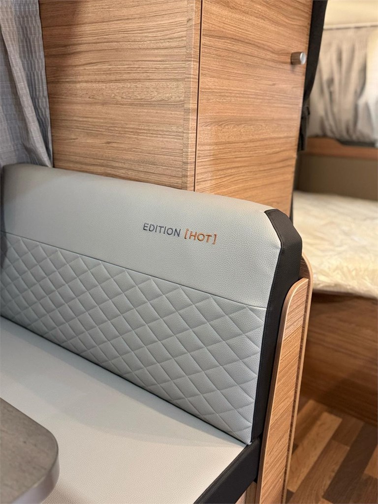 Foto 9 WEINSBERG CARAONE 390 EDITION HOT 2025 [VENDIDA]