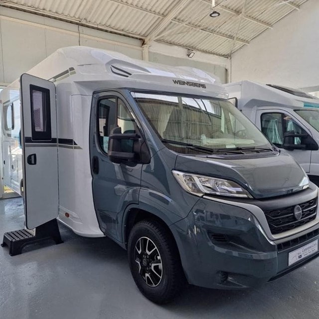 WEINSBERG CARASUITE 700 ME NUEVA