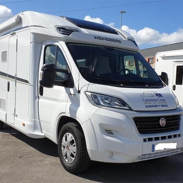 WEINSBERG CARASUITE 700 ME - SEMINUEVA Y FULL EQUIPADA [vendida]