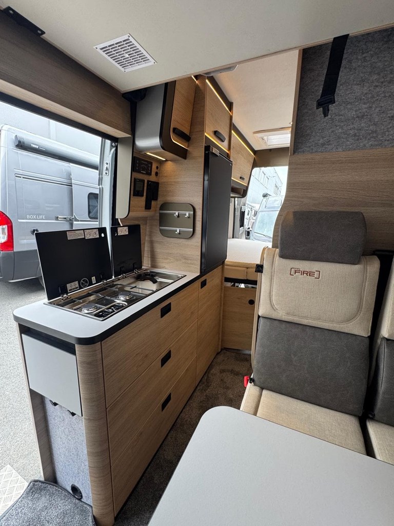 Foto 5 WEISNBERG CARABUS 600DQ  GREY EDITION FIRE 2027